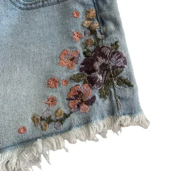 Mossimo Size 4/27 High Rise Embroidered Shorts - Picture 4 of 9